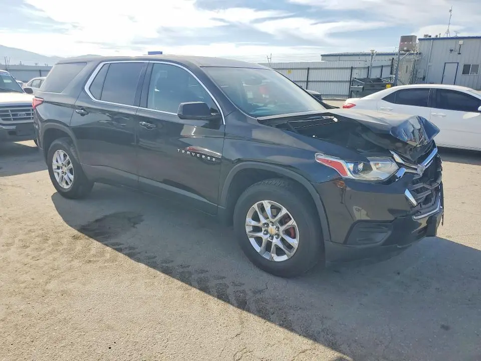 2019 CHEVROLET TRAVERSE LS  