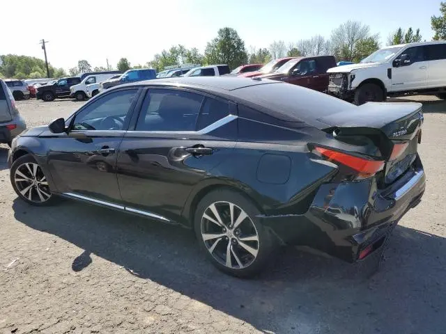 2019 NISSAN ALTIMA SR