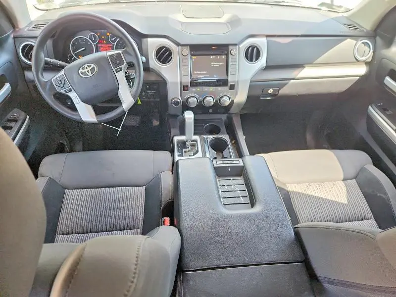 2016 TOYOTA TUNDRA SR5  