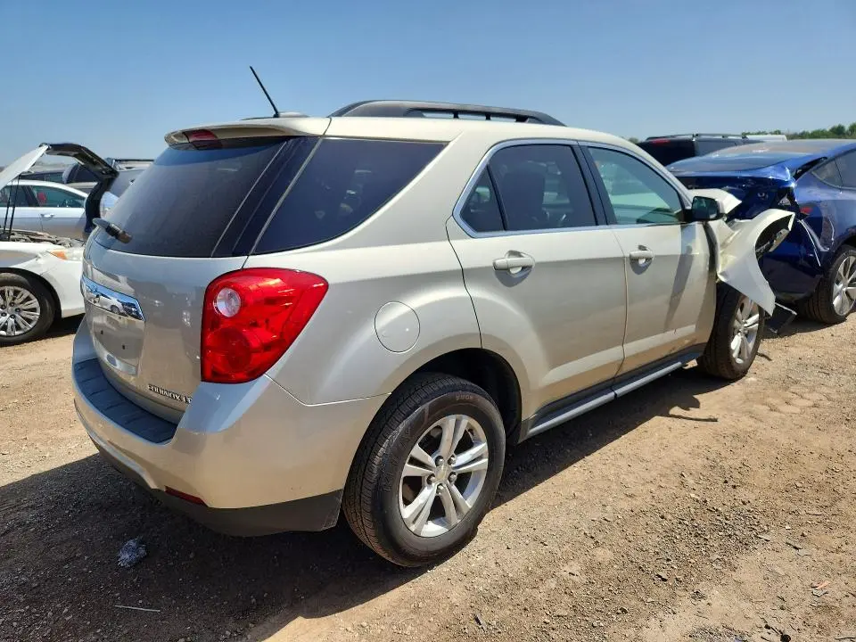 2015 CHEVROLET EQUINOX LT  