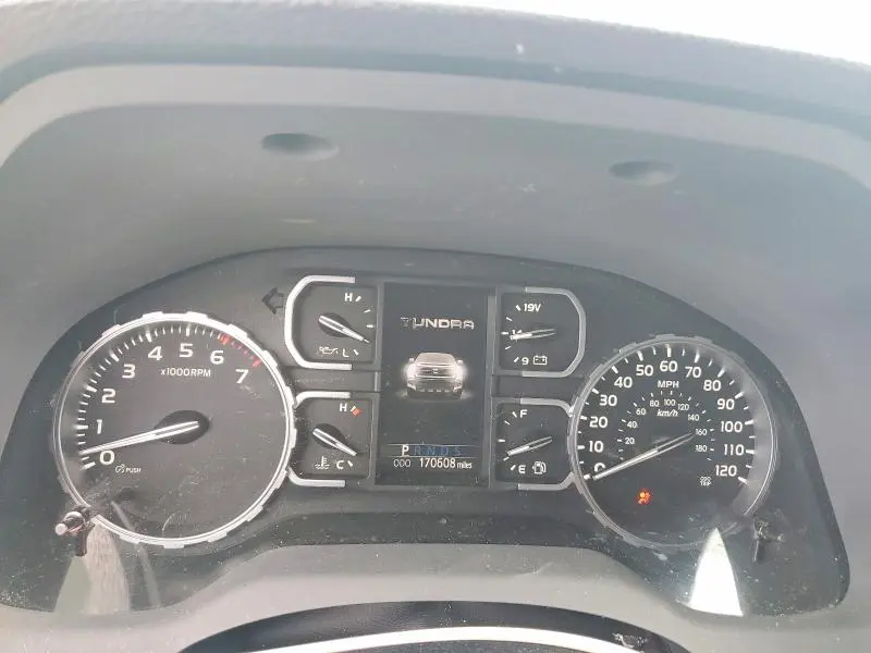 2018 TOYOTA TUNDRA SR5  