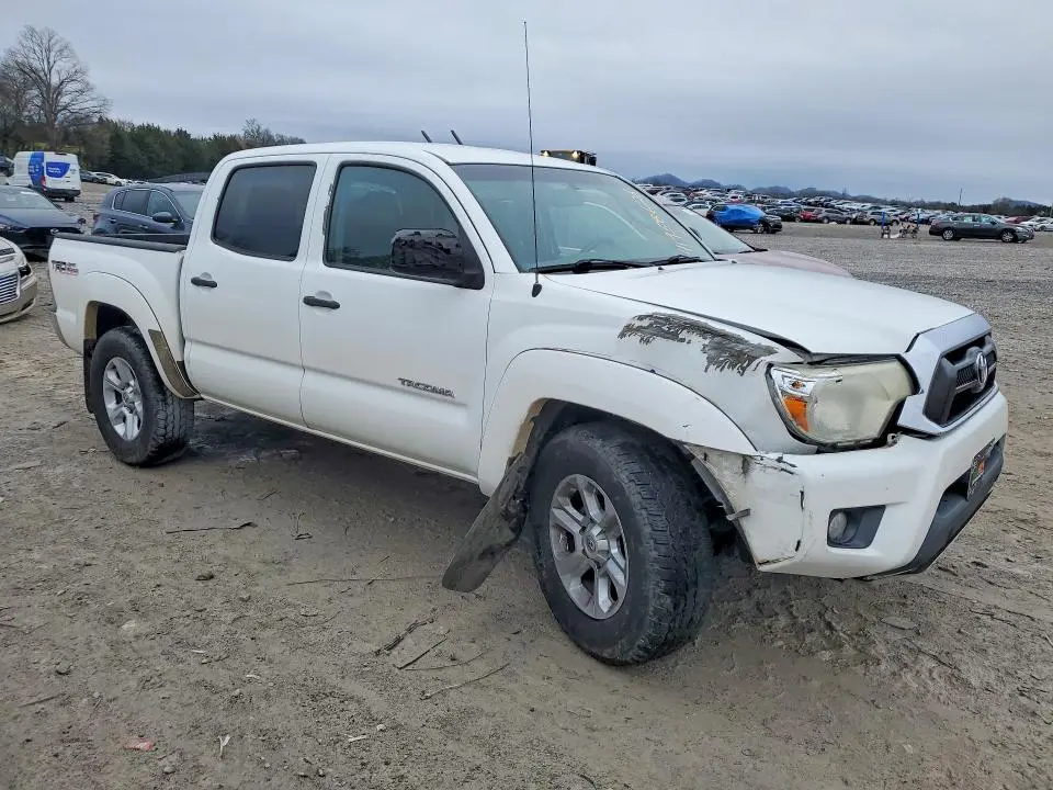 2013 TOYOTA TACOMA V6  