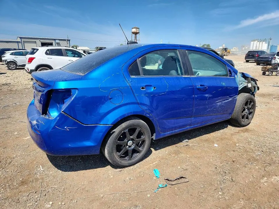 2018 CHEVROLET SONIC LT  