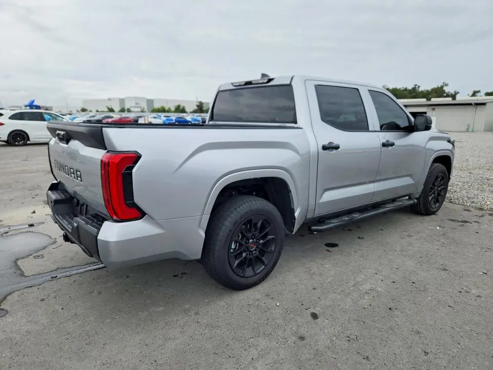 2026 TOYOTA TUNDRA SR  