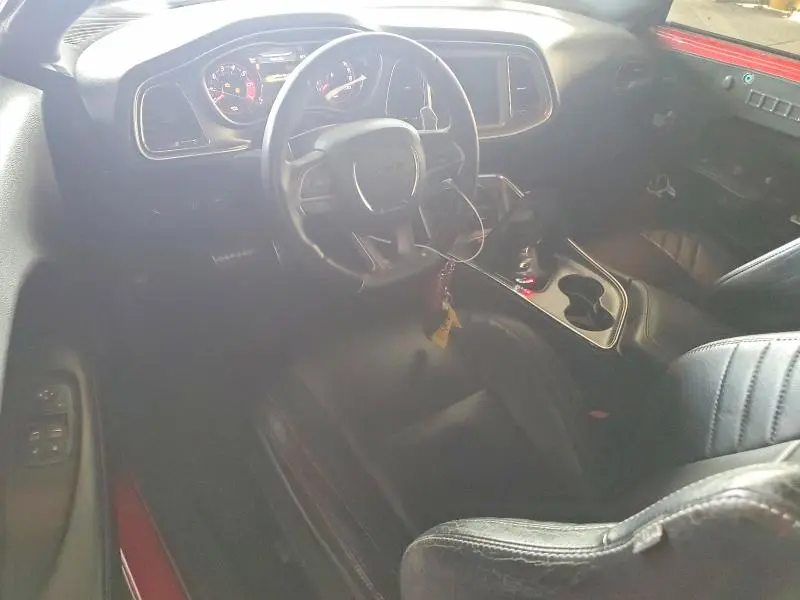 2016 DODGE CHALLENGER SRT HELLCAT  