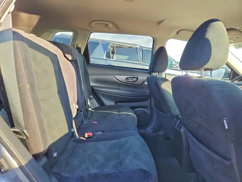 2015 NISSAN ROGUE S  