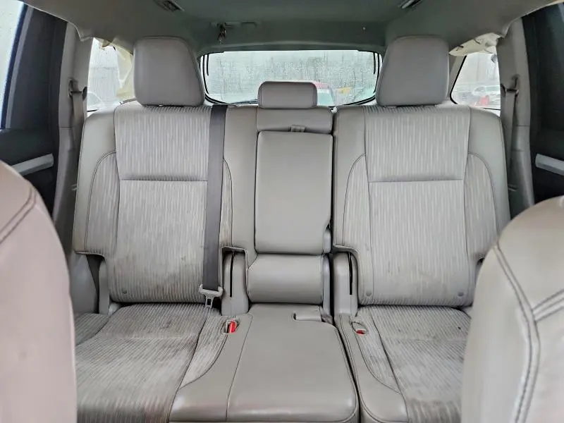 2016 TOYOTA HIGHLANDER LE PLUS  