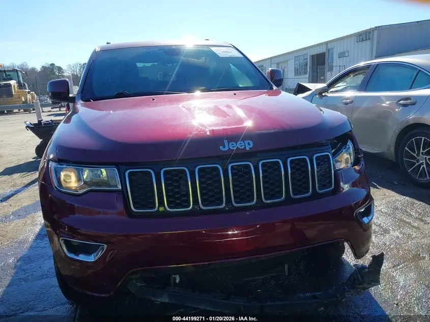 2019 JEEP GRAND CHEROKEE LAREDO E 4X2