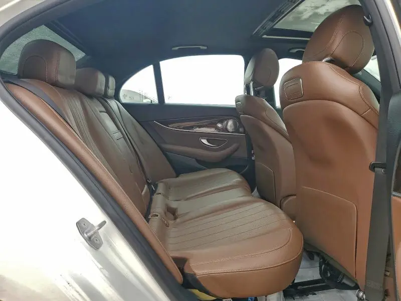 2018 MERCEDES-BENZ E 300  