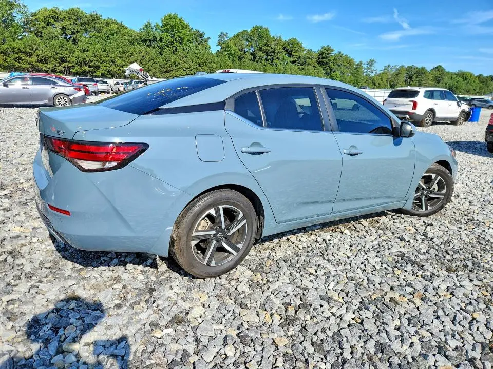 2024 NISSAN SENTRA SV  