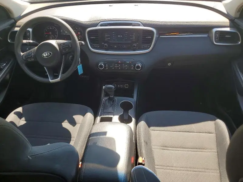 2018 KIA SORENTO LX V6  