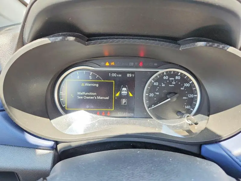 2023 NISSAN VERSA SV  