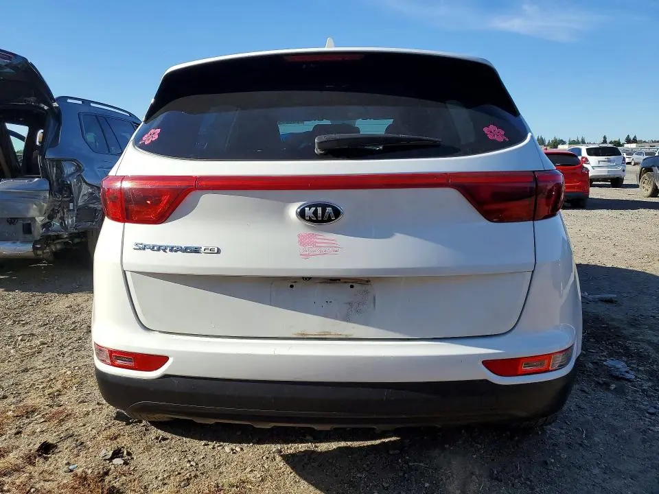 2018 KIA SPORTAGE LX  