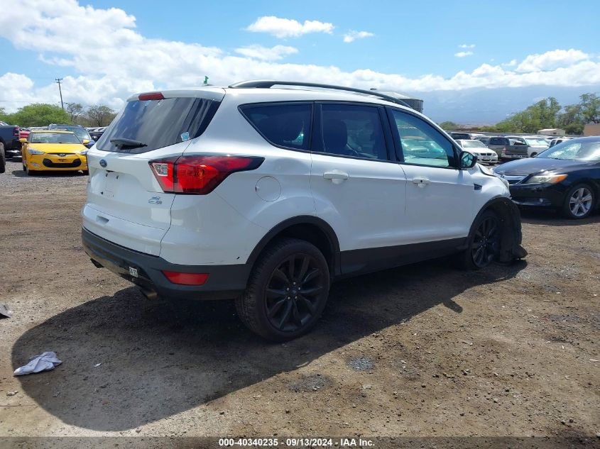 2019 FORD ESCAPE SE