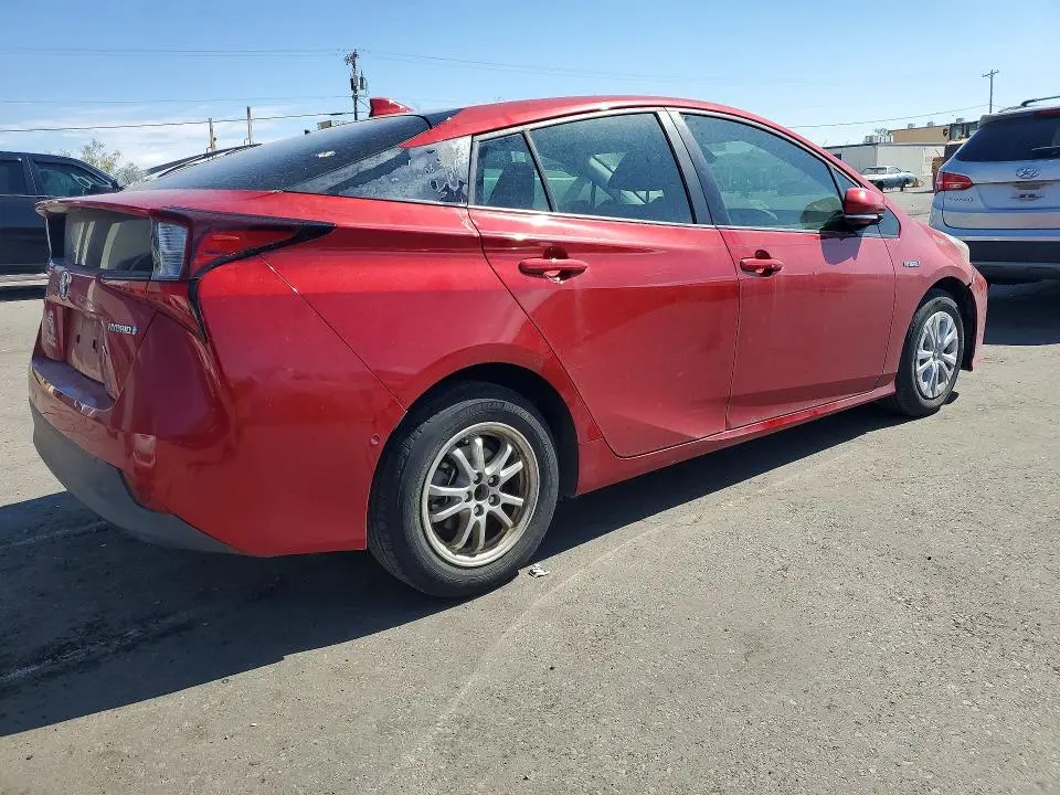 2019 TOYOTA PRIUS LE  