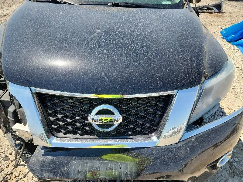 2015 NISSAN PATHFINDER SL  