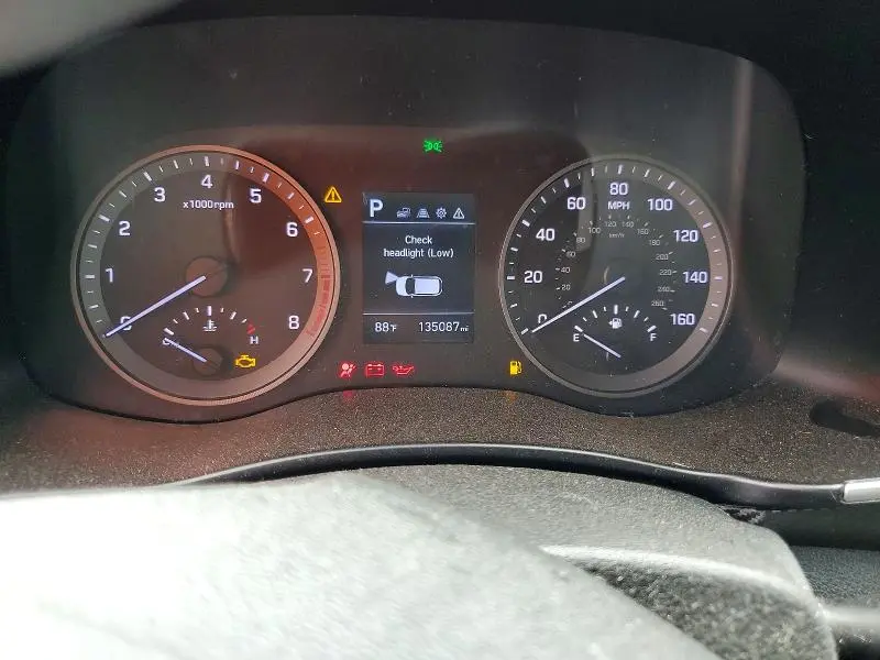 2019 HYUNDAI TUCSON SE  