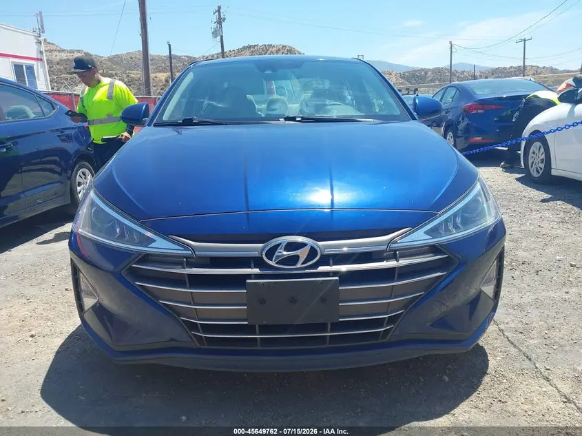 2020 HYUNDAI ELANTRA SE