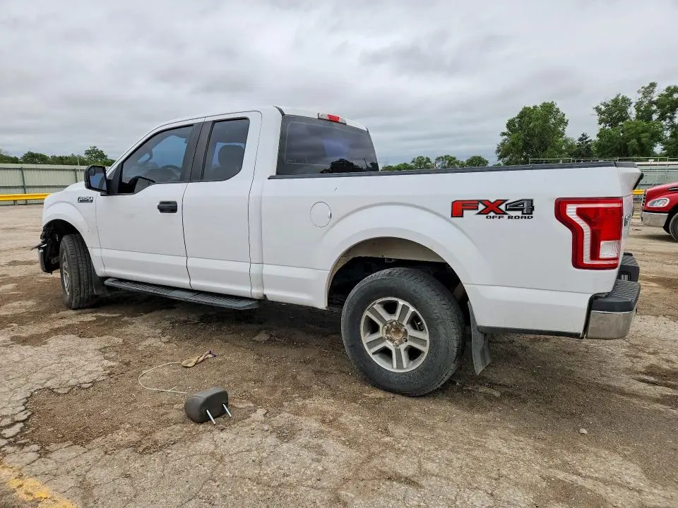 2017 FORD F150 SUPER CAB  