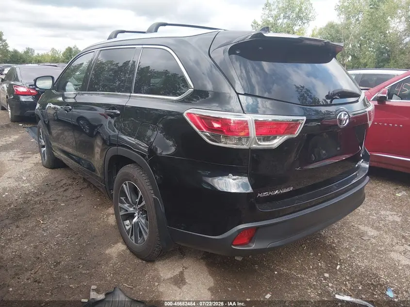 2016 TOYOTA HIGHLANDER XLE V6
