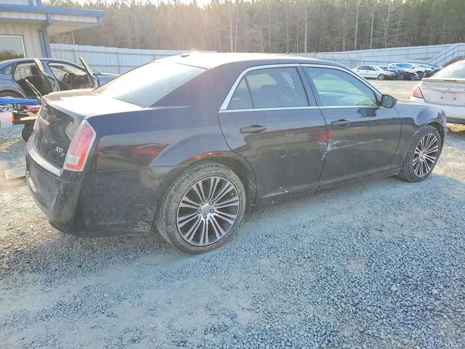 2013 CHRYSLER 300 S  