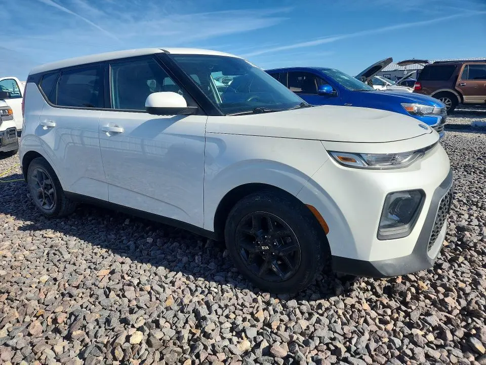 2021 KIA SOUL S  