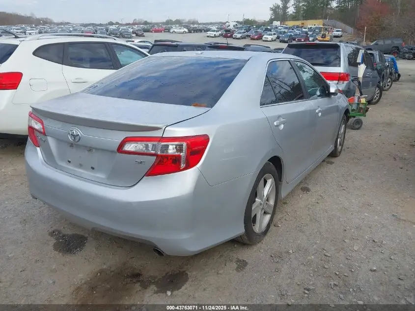 2012 TOYOTA CAMRY SE