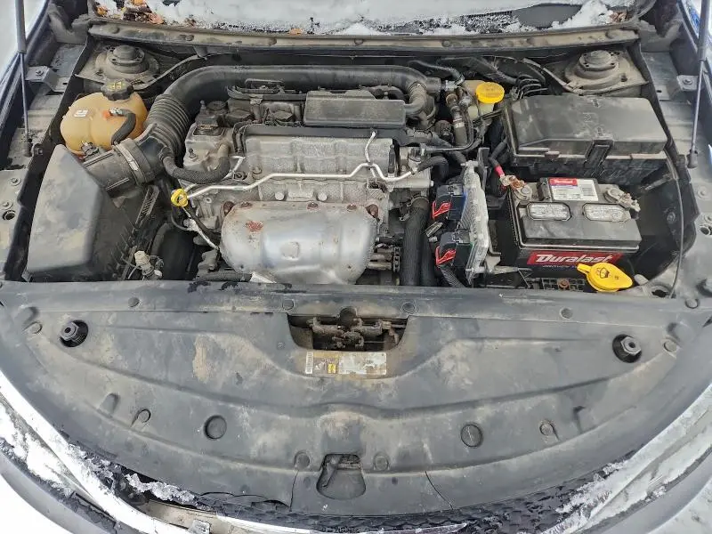 2015 CHRYSLER 200 LX  