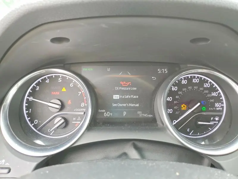 2020 TOYOTA CAMRY LE  