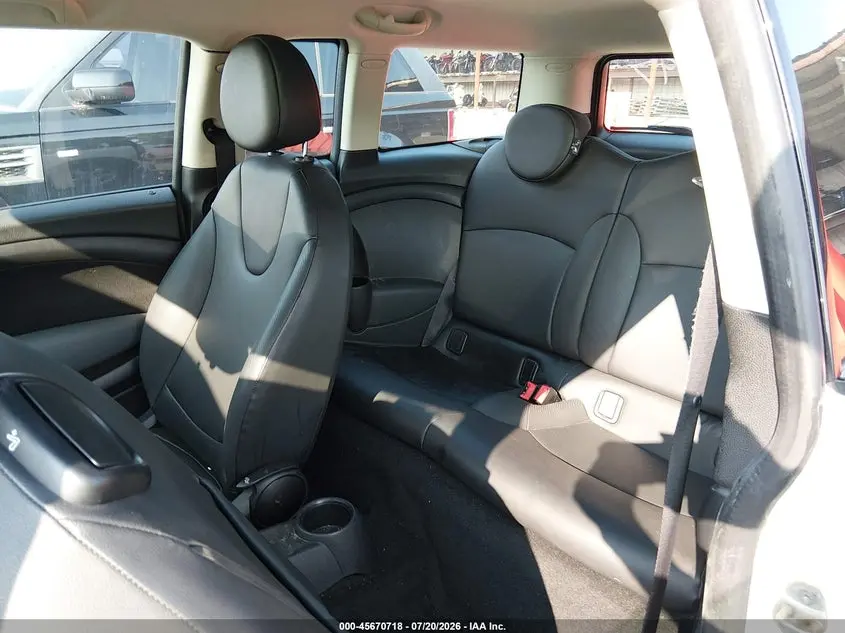 2011 MINI COOPER CLUBMAN  