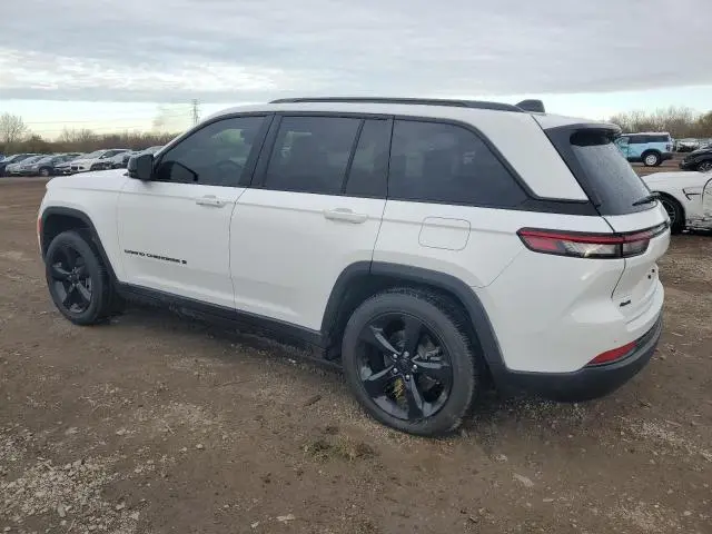 2022 JEEP GRAND CHEROKEE LAREDO  
