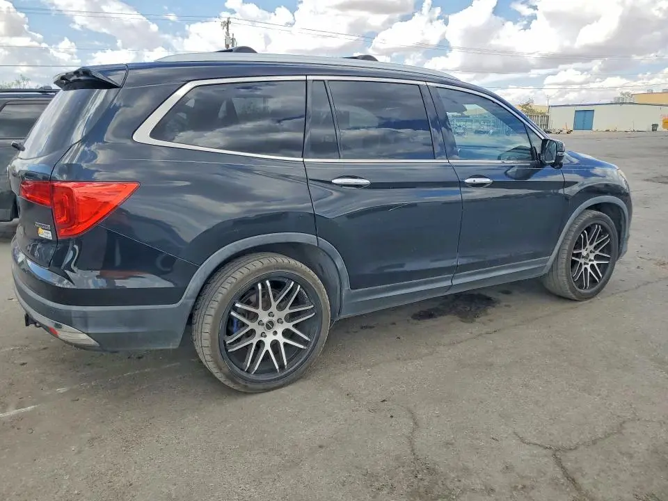 2016 HONDA PILOT TOURING  