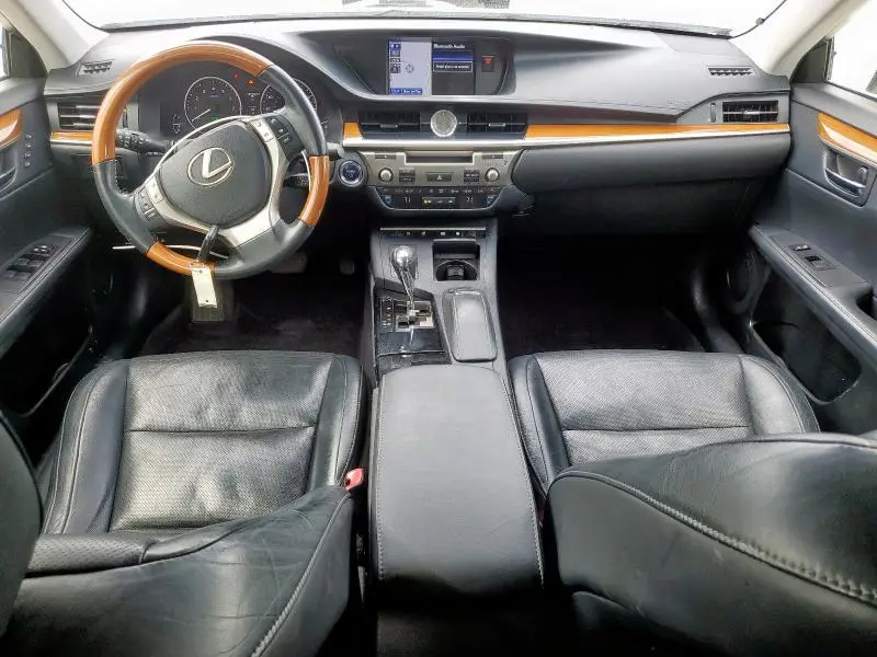 2013 LEXUS ES 300H  