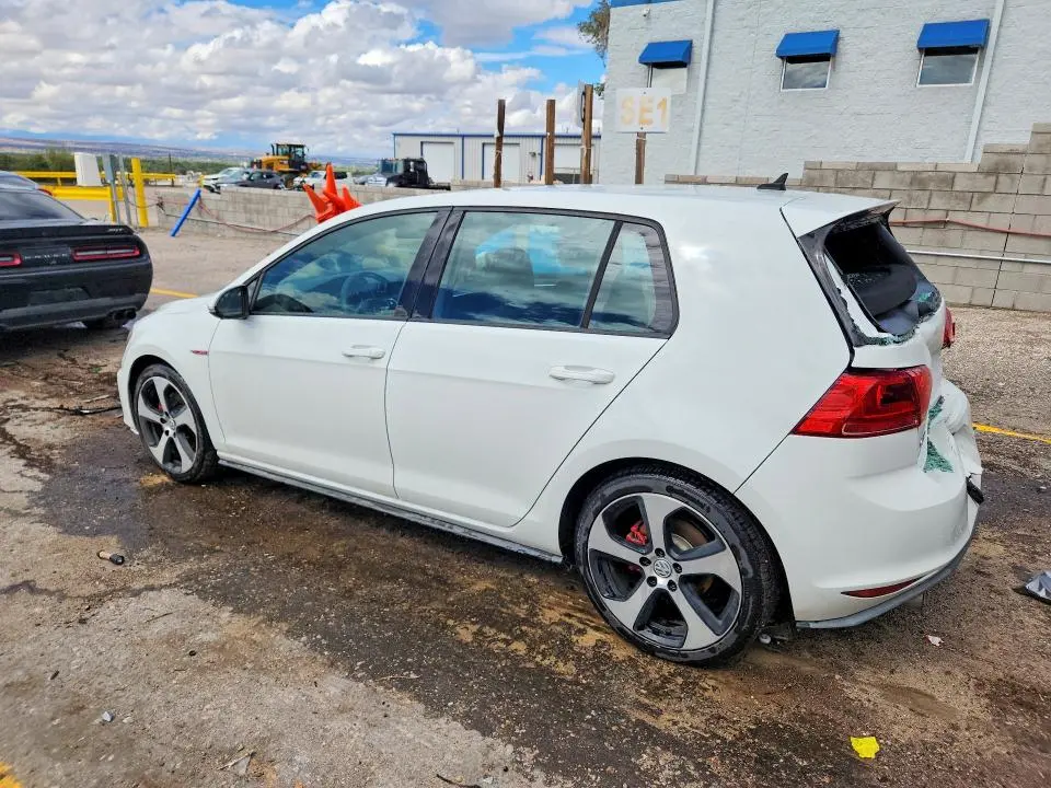 2017 VOLKSWAGEN GTI S  