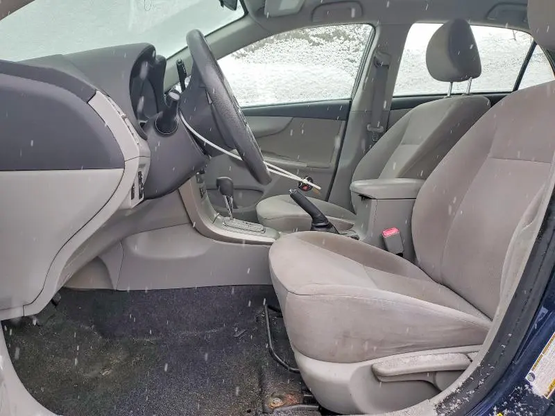 2011 TOYOTA COROLLA LE  