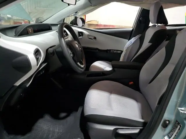 2019 TOYOTA PRIUS   
