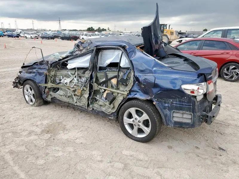 2013 TOYOTA COROLLA BASE  