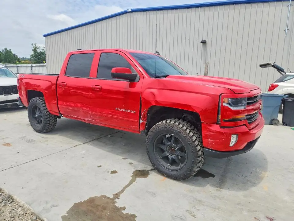 2018 CHEVROLET SILVERADO K1500 LT  