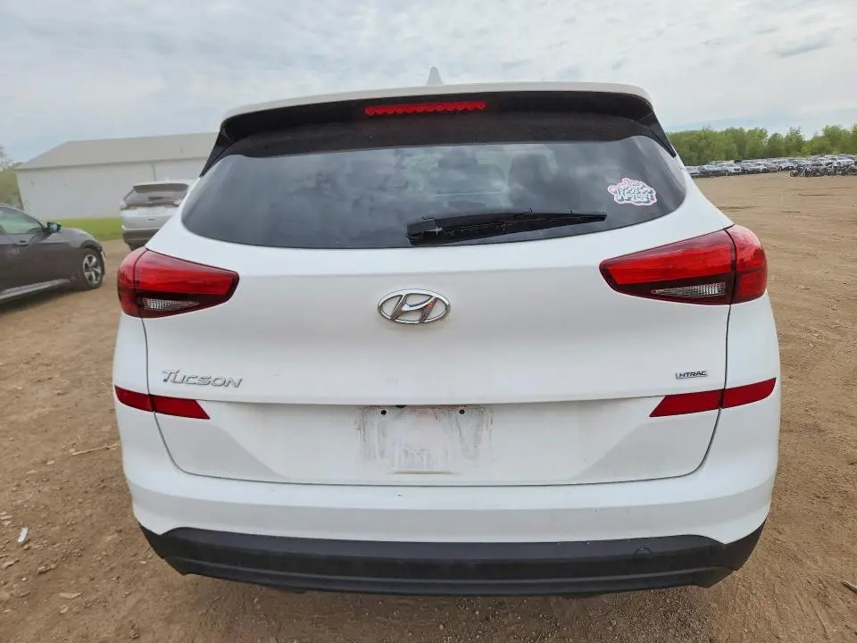 2020 HYUNDAI TUCSON SE  
