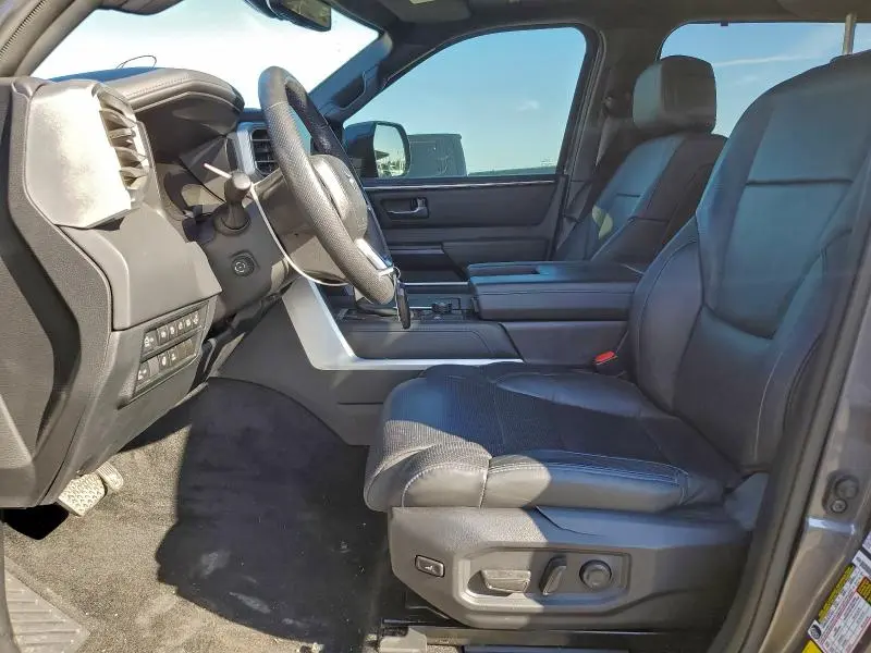 2024 TOYOTA TUNDRA CREWMAX PLATINUM  