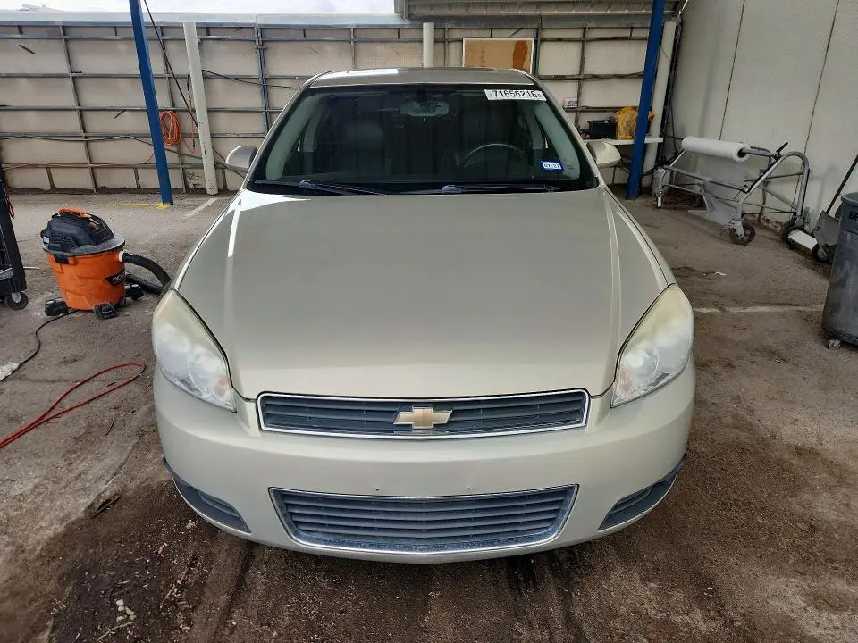 2010 CHEVROLET IMPALA LT  