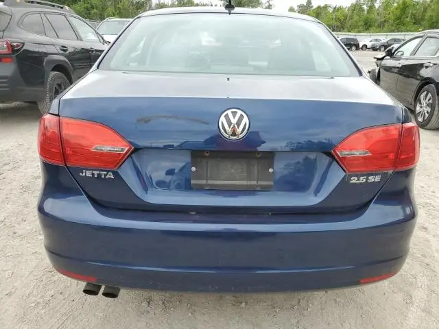2011 VOLKSWAGEN JETTA SE  