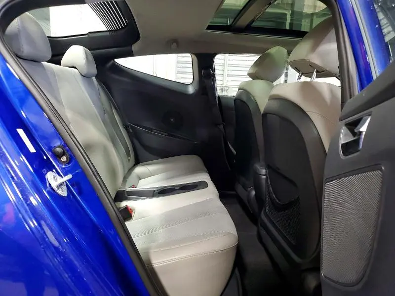 2012 HYUNDAI VELOSTER BASE  