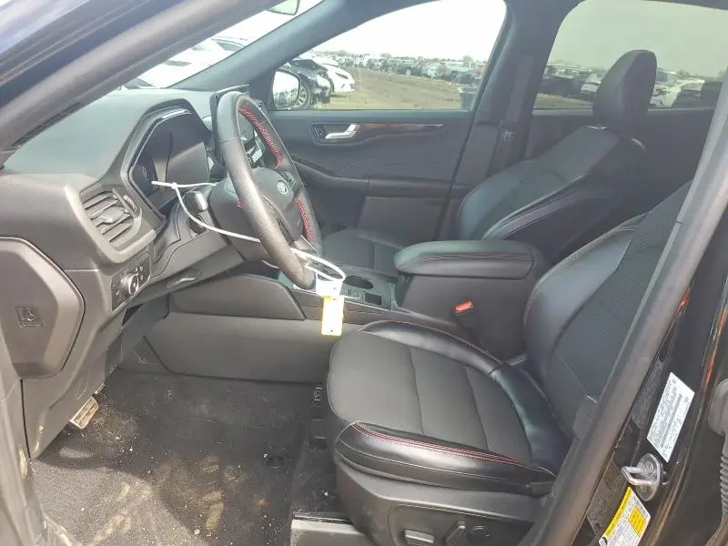 2024 FORD ESCAPE ST LINE SELECT  