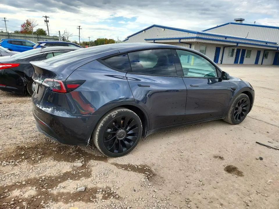 2022 TESLA MODEL Y   
