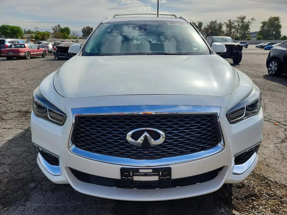 2020 INFINITI QX60 LUXE  