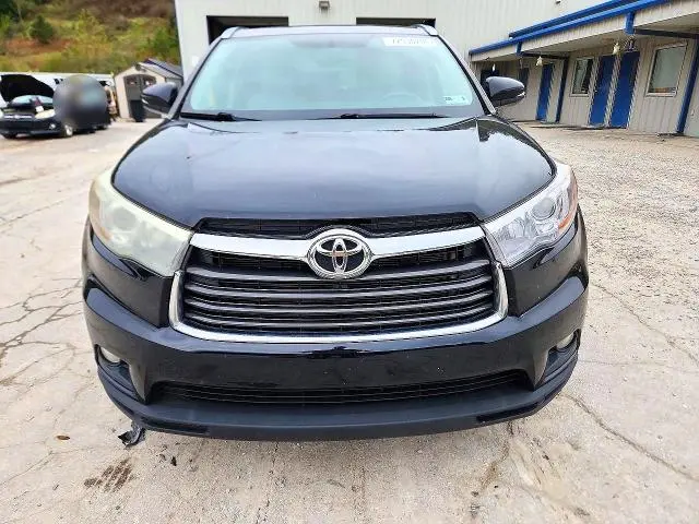 2015 TOYOTA HIGHLANDER XLE  