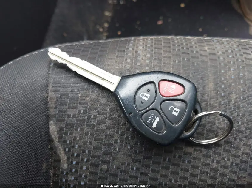 2013 TOYOTA COROLLA S