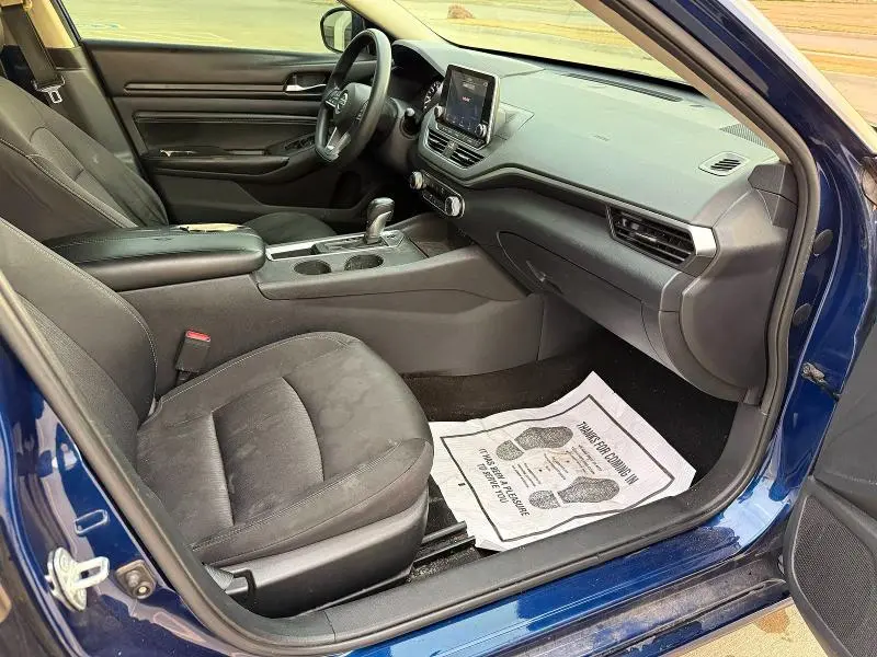 2019 NISSAN ALTIMA S  