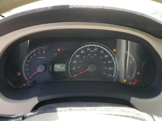 2011 TOYOTA SIENNA LE  